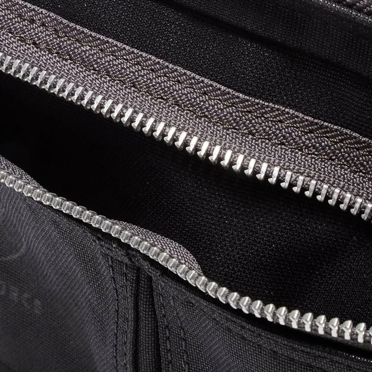 Porter Yoshida FLYING ACE 2WAY SHOULDER BAG 12 Porter Yoshida FLYING ACE 2WAY SHOULDER BAG - Image 10