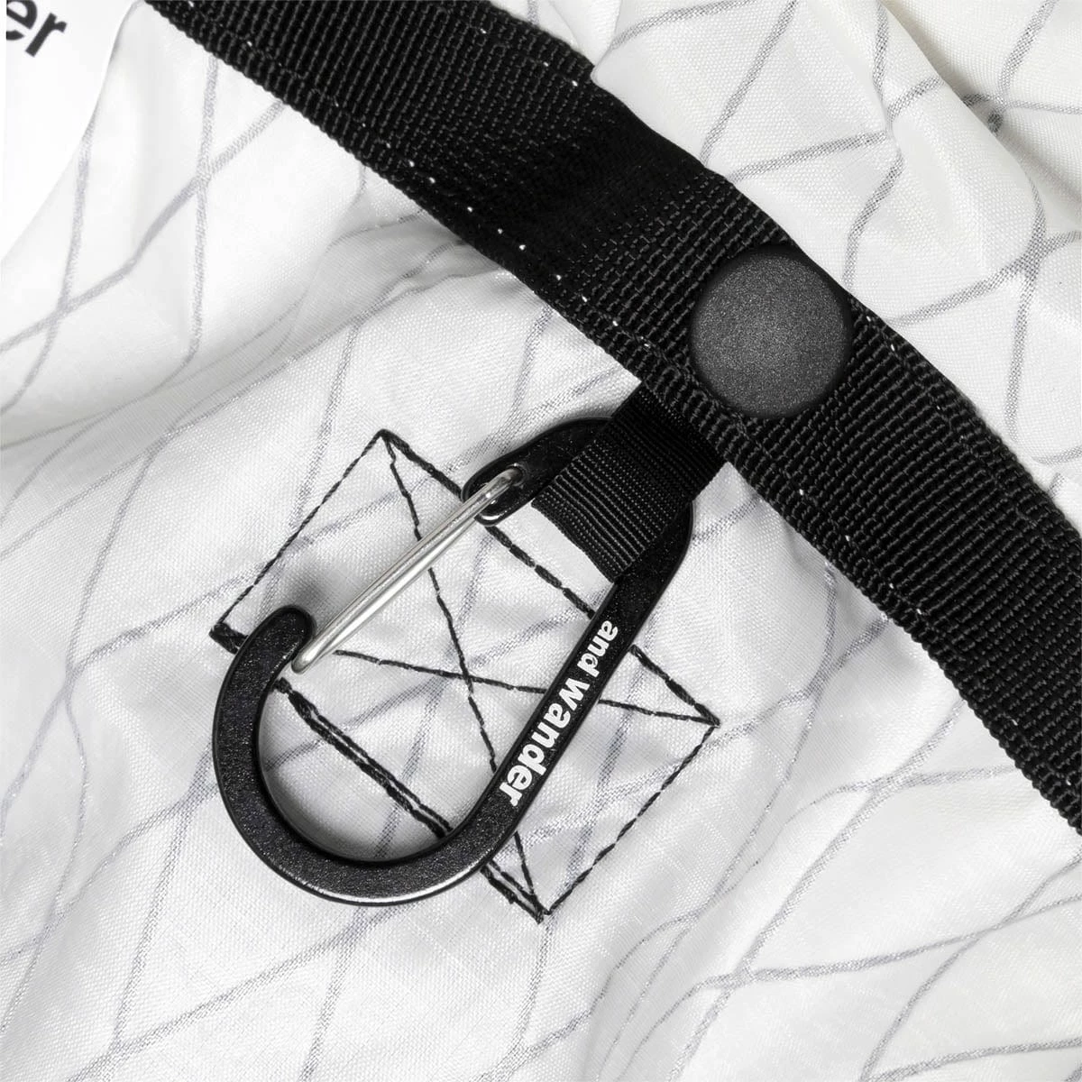 And Wander X-PAC 45L TOTE BAG 11 And Wander X-PAC 45L TOTE BAG - Image 9