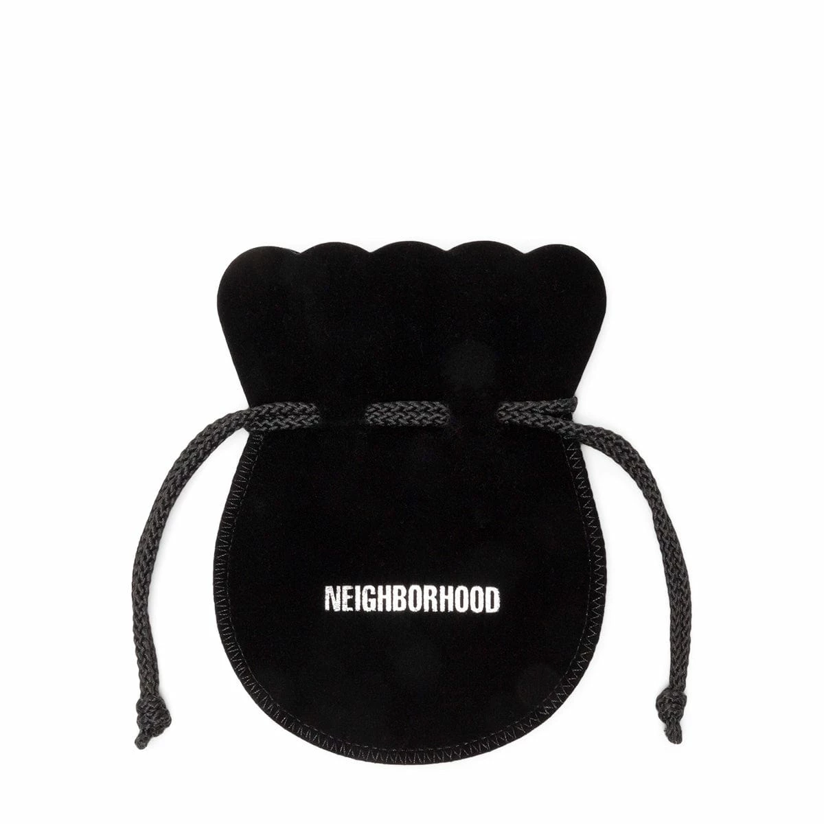 Neighborhood SILVER SAFETY PIN NECKLACE 6 Neighborhood SILVER SAFETY PIN NECKLACE - Image 4